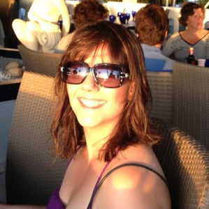 Meet your Posher, Michele